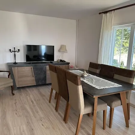 Camlarla Cevrili, Esintili, Konforlu Dogal Yasam Villa *